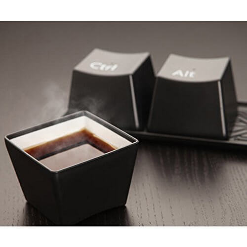 Nerd Geschenke - Die besten Gadgets für Geeks - Tastatur Tassen Kaffeetassen Teetassen Tasten Strg Alt Entf Del