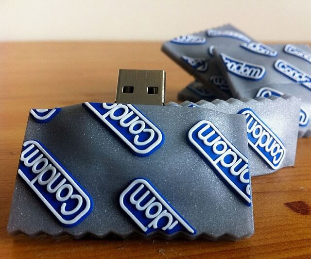 Kondom USB-Stick