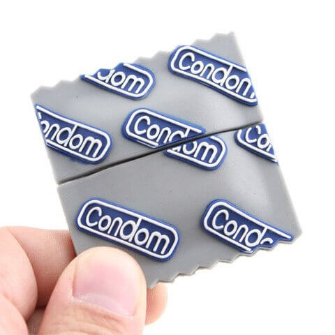 Kondom USB-Stick 2