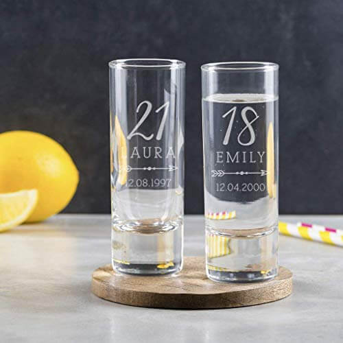 34 personalisiertes Schnapsglas zum Geburtstag - personalisierbares Shotglas - von Hand graviert - Shot Becher - Tequila Gläser - Schnaps Becher - Stamperl - Pinneken - Pinnchen - Schott Glas - Gläser Set