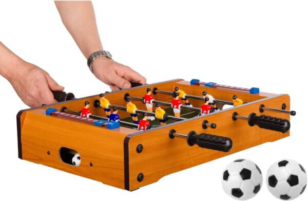 Mini Kicker - kleinster Tischfußball - Männerspielzeug kaufen - bestes Männergeschenk finden - günstige Männergeschenke